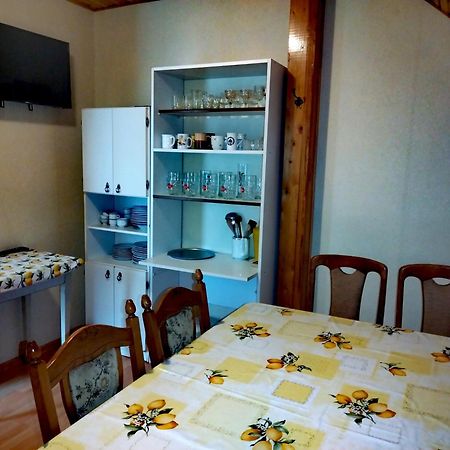 Vadkacsa Apartmanhaz Medencevel Zamárdi Exterior photo