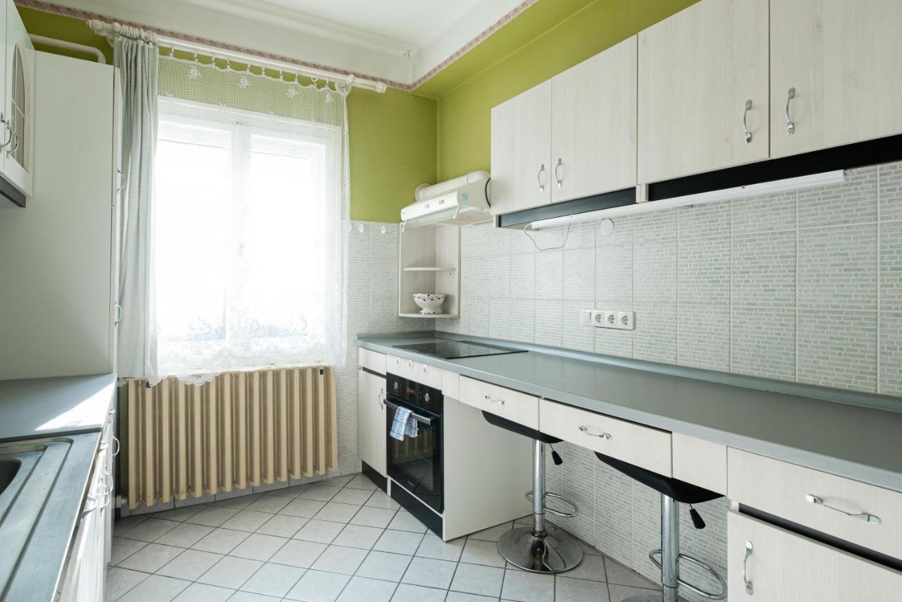 Vadkacsa Apartmanhaz Medencevel Zamárdi Exterior photo