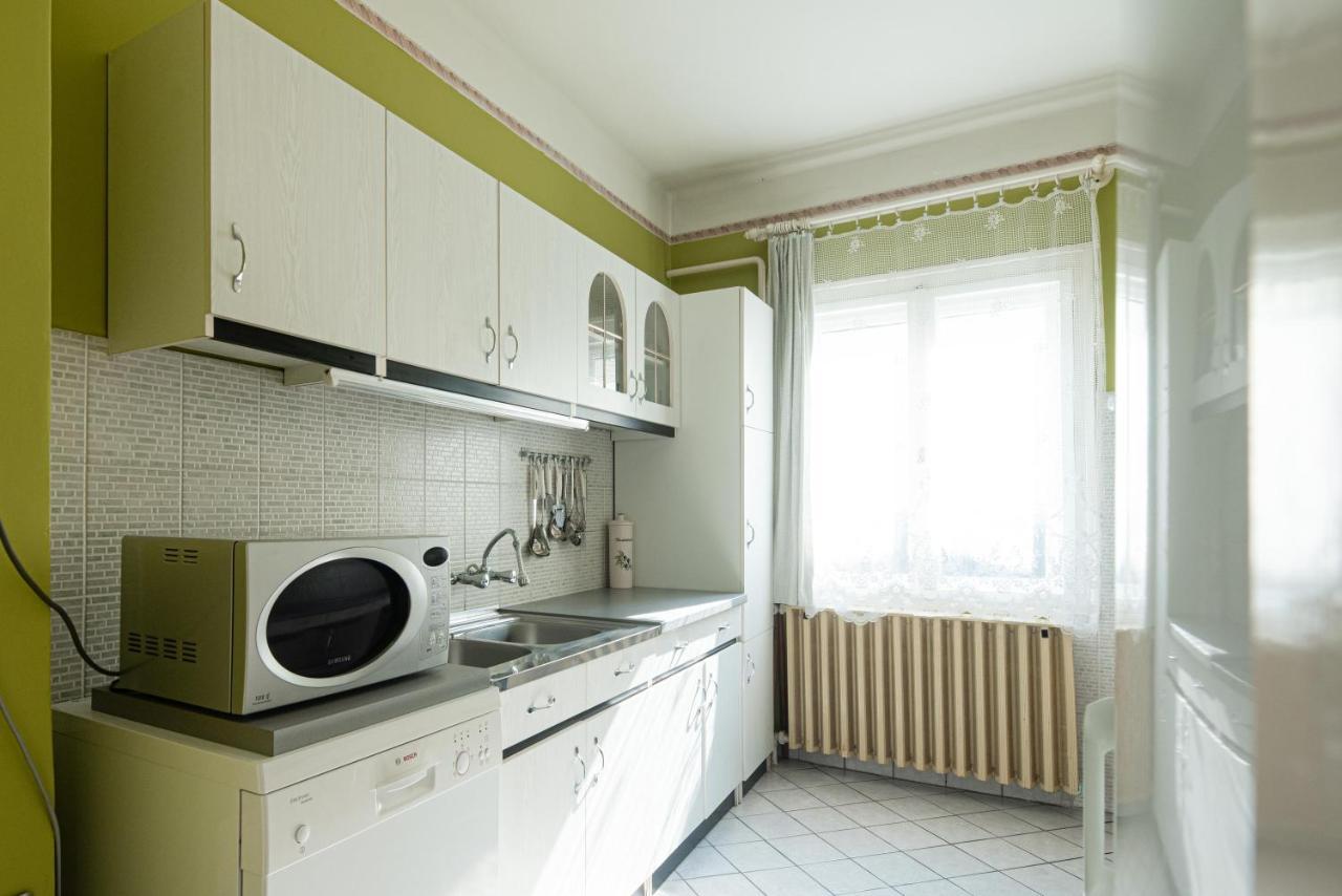 Vadkacsa Apartmanhaz Medencevel Zamárdi Exterior photo