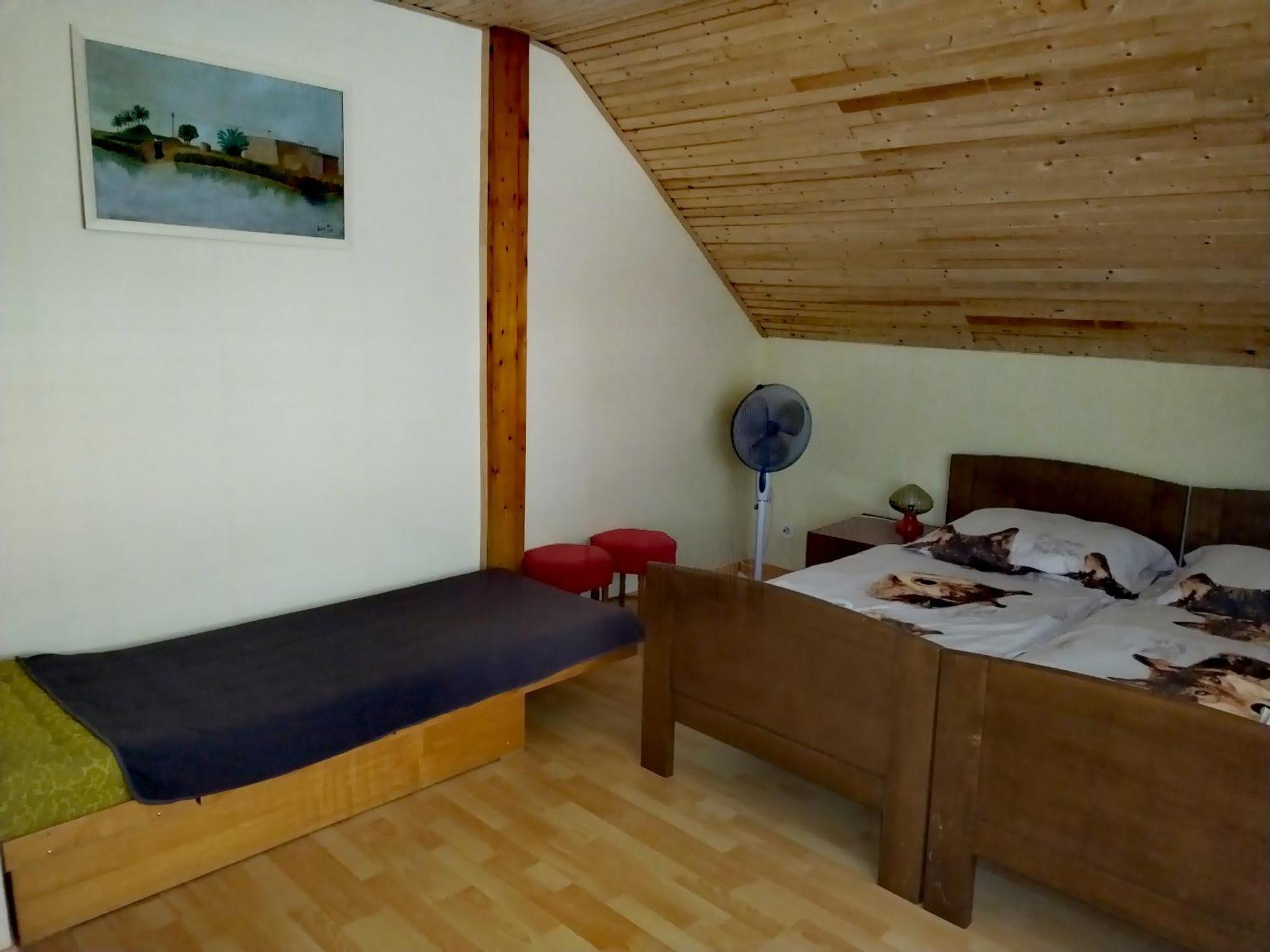 Vadkacsa Apartmanhaz Medencevel Zamárdi Exterior photo